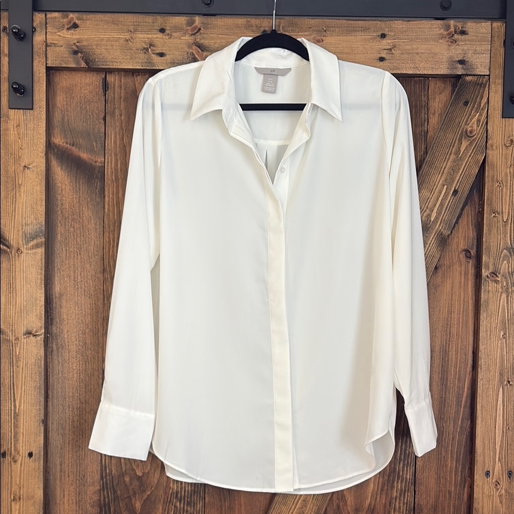 H&M White Button Down Shirt Classic Top